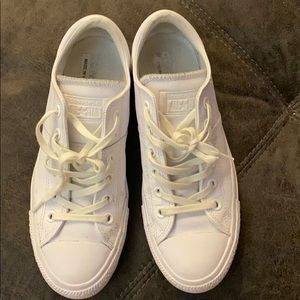 Converse leather low top